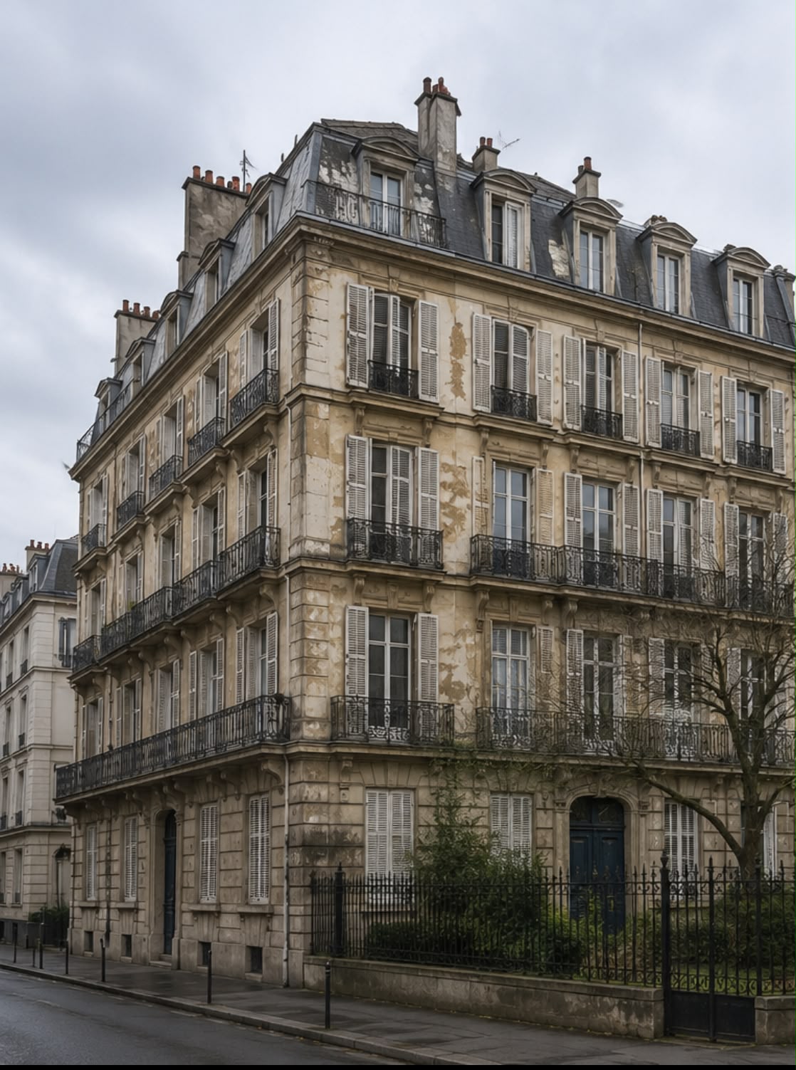 Façade avant travaux de finition décorative